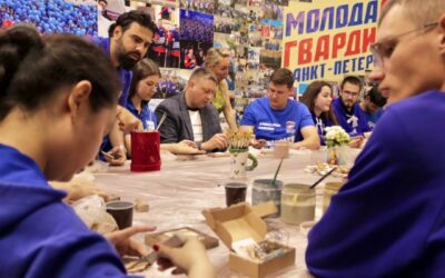 Единая Россия | Санкт-Петербург. Сделали своими руками обереги для бойцов